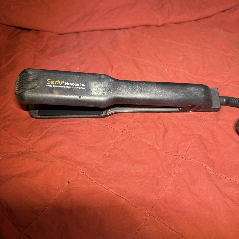 Sedu Revolution NANO TOURMALINE Ionic HAIR STRAIGHTENER STYLING Flat IRON SR-550